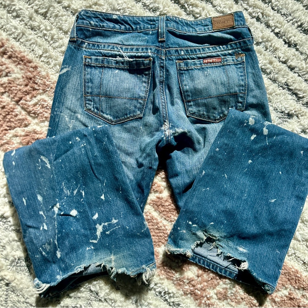 💿 Y2K Low Rise Flare Wide Hint Jeans – Distressed Grunge Paint Splatter Denim - Picture 4 of 8